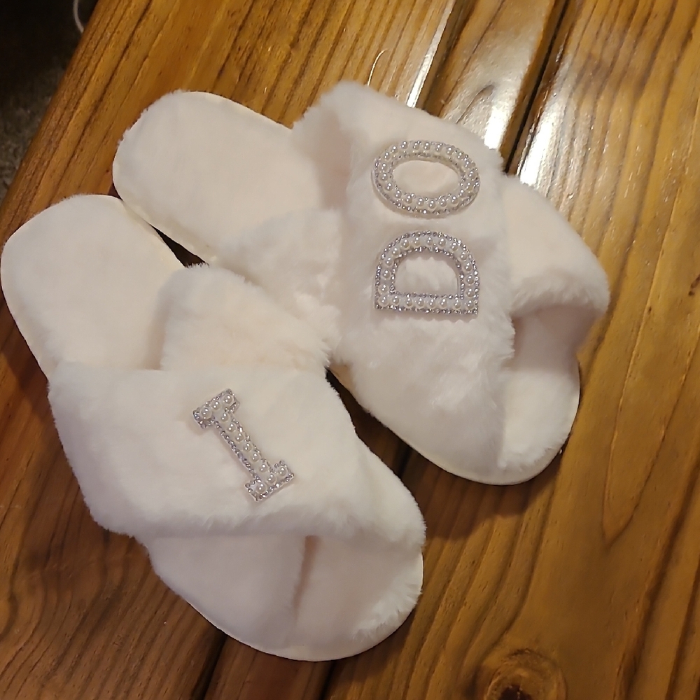 White Furry 'I Do' Slippers